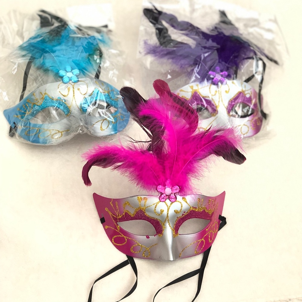 Masquerade mask pink, purple and blue